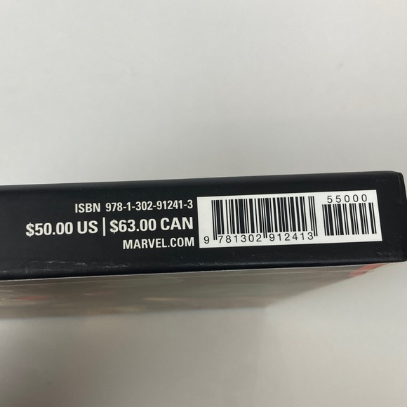 The Road to Marvel's Avengers: Infinity War The Art of the Marvel Universe Book - Picture 8 of 10